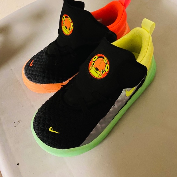 Nike boy shoes - Picture 1 of 1